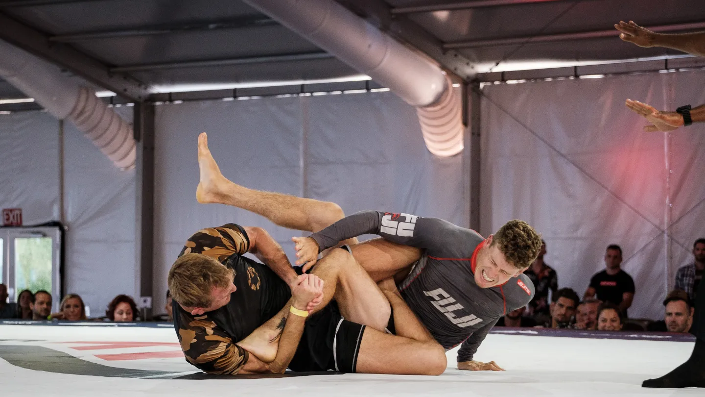 Bodenkampf: BJJ & No-Gi